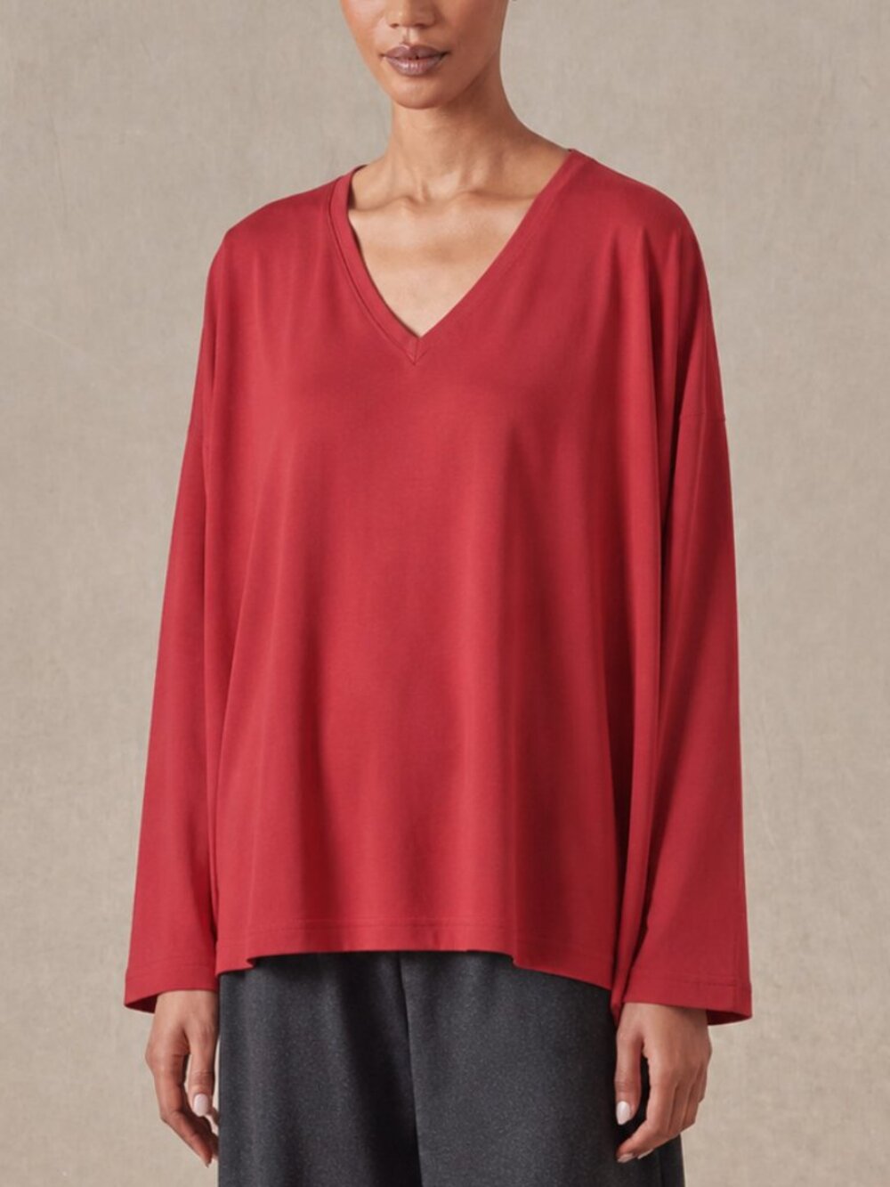 Eskandar Deep Red Pima Cotton V-neck Minimalist T-Shirt